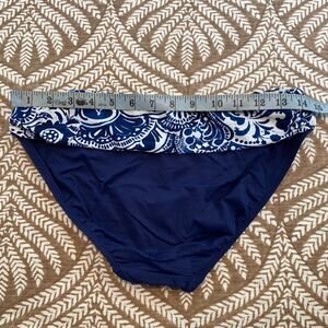 LAUREN Ralph Lauren Navy Blue Bikini Bottom with Print‎ Soft Wide Waistband